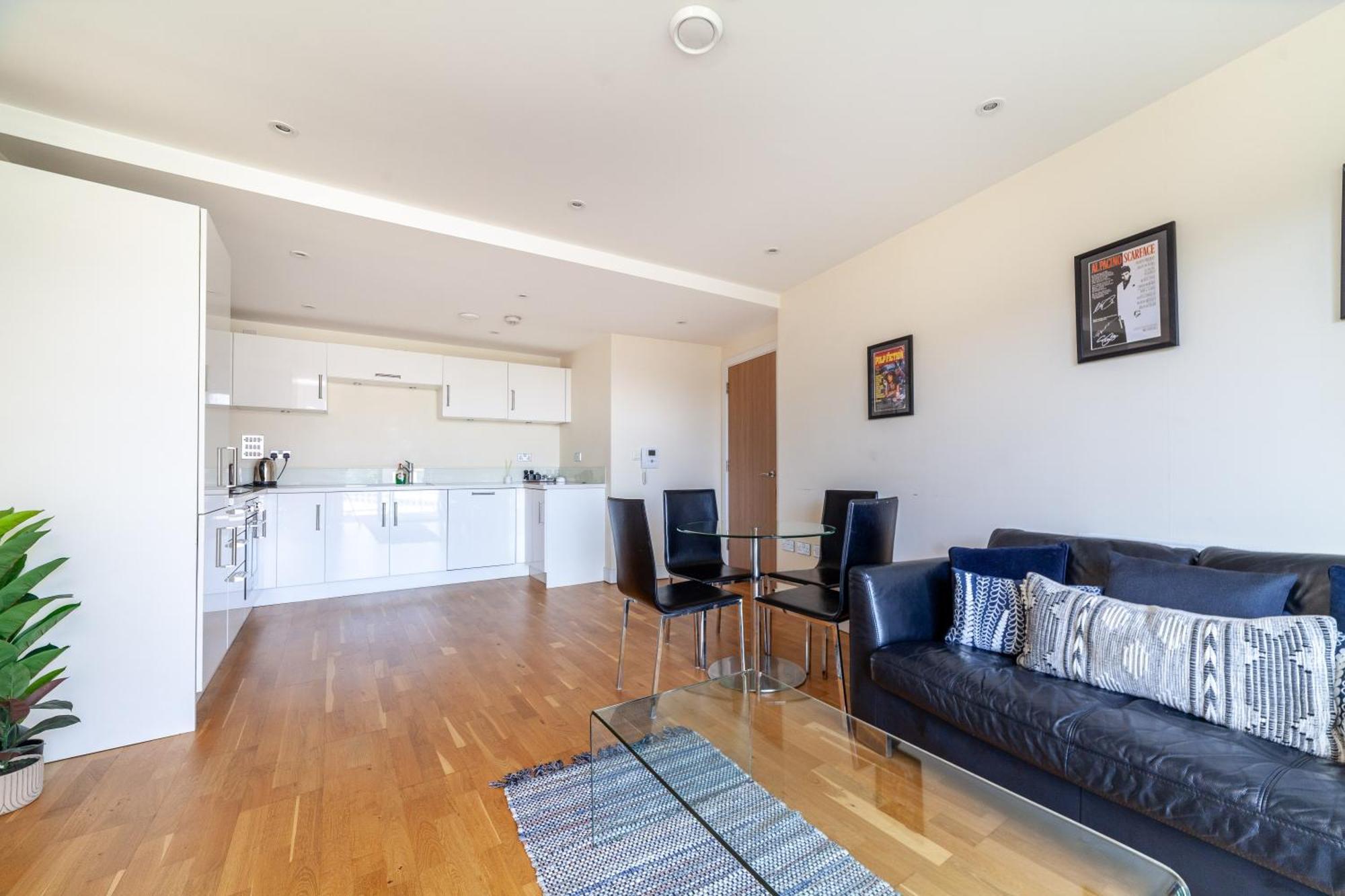 Tower Bridge Apartments Лондон Экстерьер фото