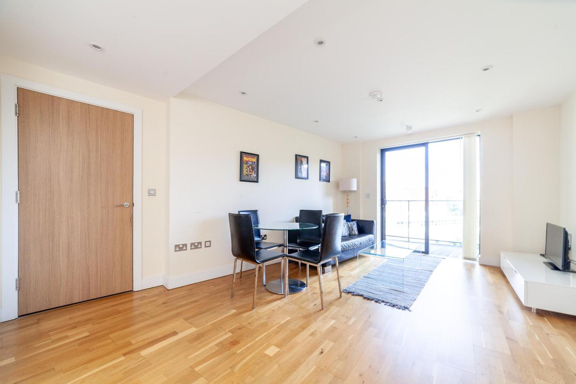 Tower Bridge Apartments Лондон Экстерьер фото