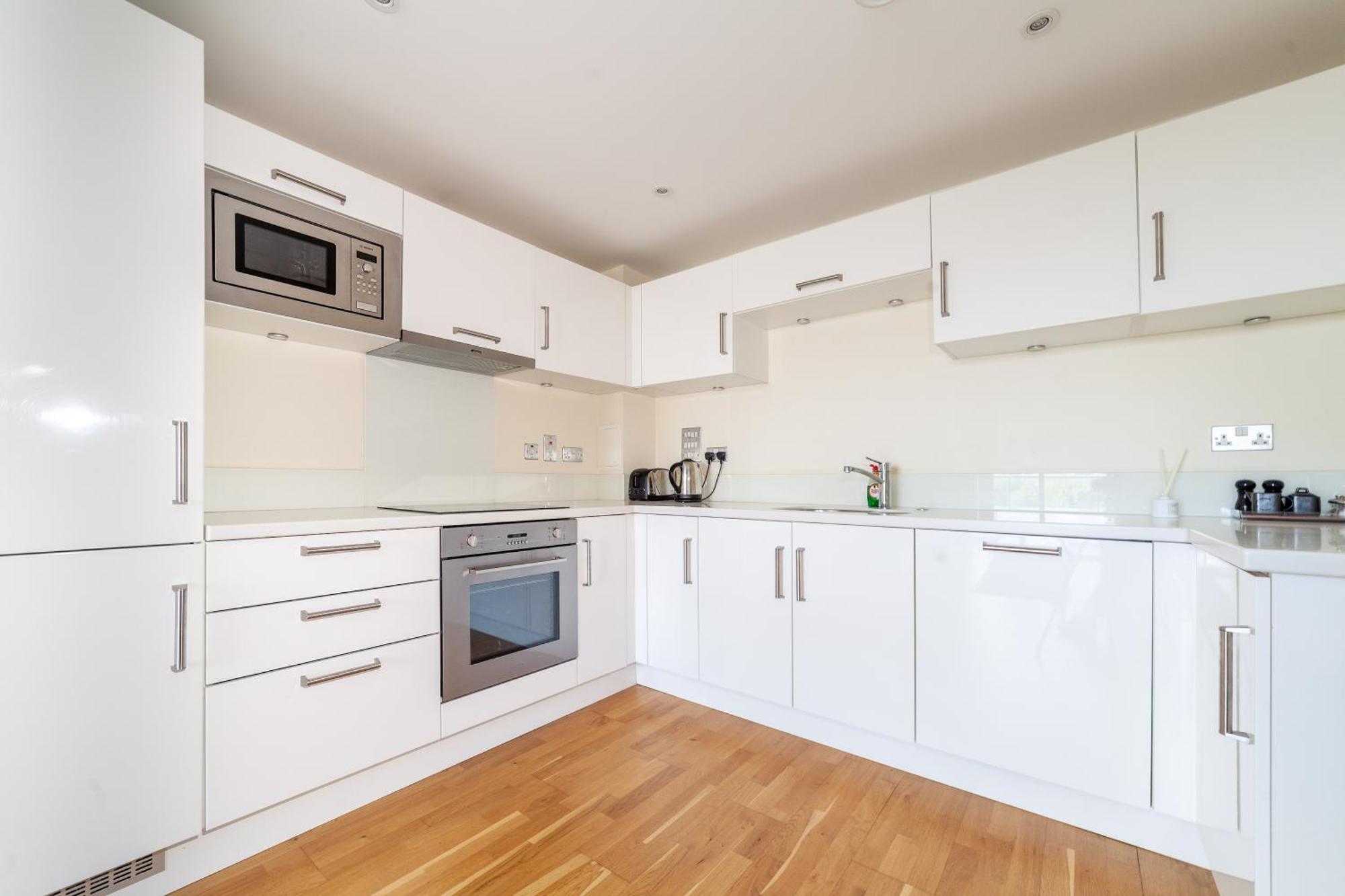 Tower Bridge Apartments Лондон Экстерьер фото