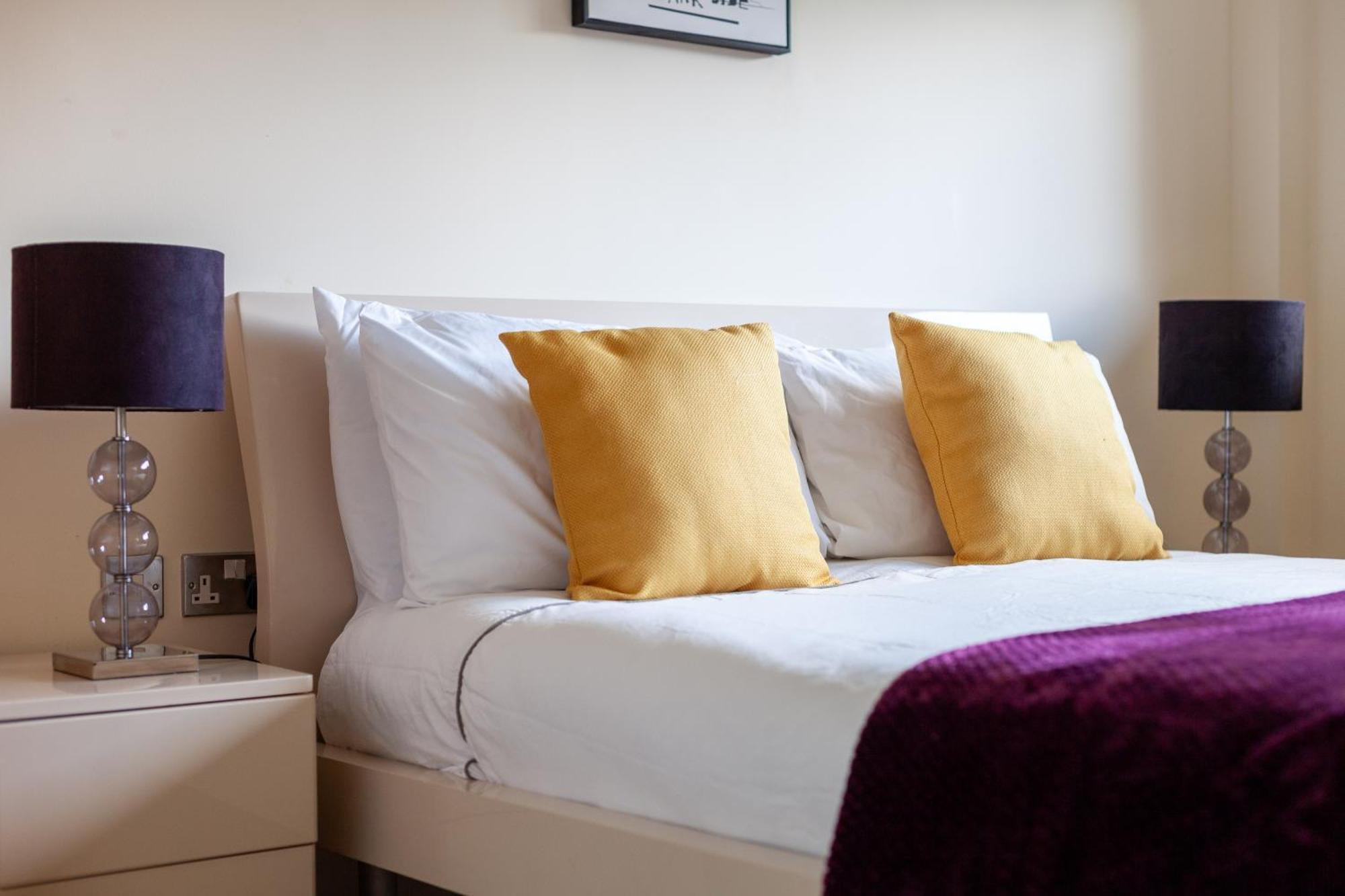 Tower Bridge Apartments Лондон Экстерьер фото